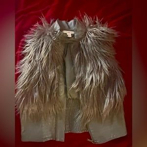 Chelsea & Violet Faux Fur leather vest, in excellent used condition. Size Medium